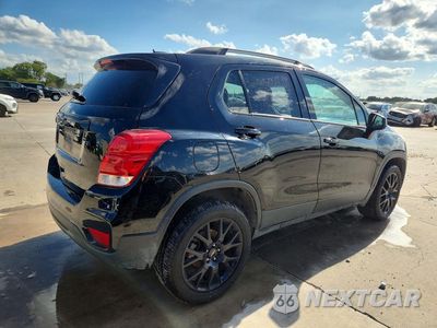 Trzecie zdjęcie samochodu z tyłu: 2022 CHEVROLET TRAX 1LT VIN:KL7CJPSM1NB516413 - miniatura