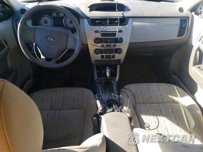Zdjęcie 8 z 13 samochodu: 2011 FORD FOCUS SE VIN:1FAHP3FN4BW173738 - miniatura