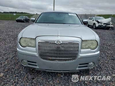 Piąte zdjęcie samochodu w środku: 2007 CHRYSLER 300C VIN:2C3KA63H77H653736 - miniatura