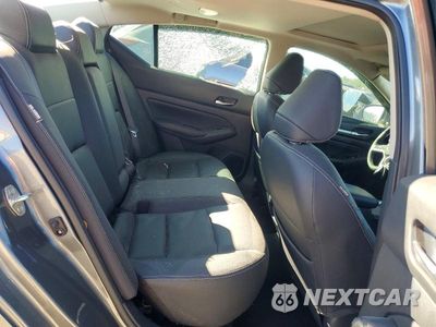 Zdjęcie 10 z 12 samochodu: 2019 NISSAN ALTIMA SL VIN:1N4BL4EV6KC216082 - miniatura