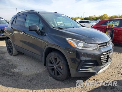 Czwarte zdjęcie samochodu z boku: 2018 CHEVROLET TRAX 1LT VIN:3GNCJPSB3JL169068 - miniatura