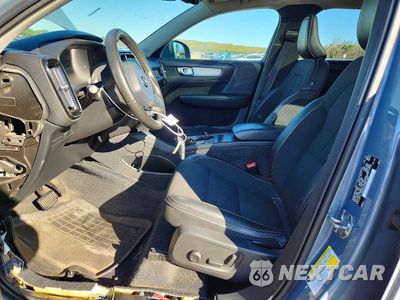 Zdjęcie 7 z 14 samochodu: 2020 VOLVO XC40 T5 MOMENTUM VIN:YV4162UK1L2294279 - miniatura