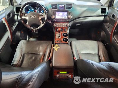 Zdjęcie 8 z 13 samochodu: 2012 TOYOTA HIGHLANDER HYBRID LIMITED VIN:JTEDC3EH7C2006701 - miniatura