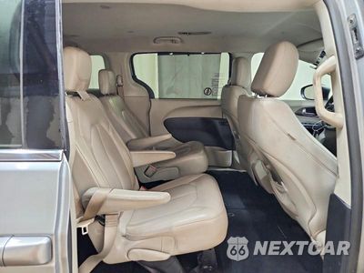 Zdjęcie 11 z 14 samochodu: 2021 CHRYSLER VOYAGER LXI VIN:2C4RC1DG6MR539021 - miniatura