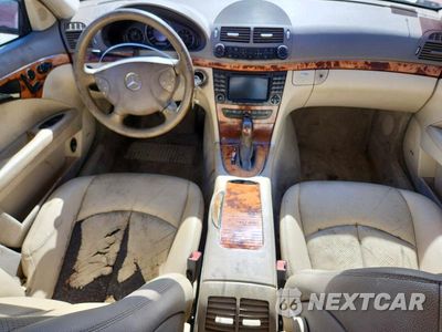 Zdjęcie 8 z 12 samochodu: 2006 MERCEDES-BENZ E 350 4MATIC VIN:WDBUF87J56X202232 - miniatura
