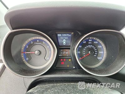 Zdjęcie 9 z 12 samochodu: 2015 HYUNDAI ELANTRA GT BASE VIN:KMHD35LH8FU235928 - miniatura