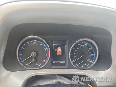 Zdjęcie 9 z 12 samochodu: 2017 TOYOTA RAV4 LIMITED VIN:2T3DFREV8HW650422 - miniatura