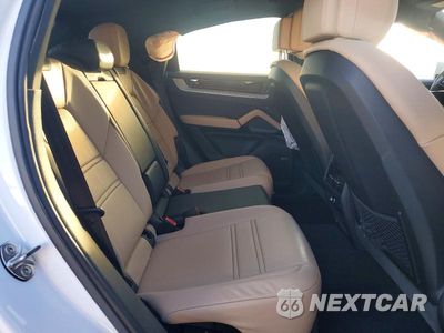 Zdjęcie 10 z 12 samochodu: 2026 PORSCHE CAYENNE COUPE VIN:WP1BA2AY5TDA37689 - miniatura
