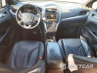 Zdjęcie 8 z 13 samochodu: 2016 LINCOLN MKC PREMIERE VIN:5LMCJ1D95GUJ07677 - miniatura