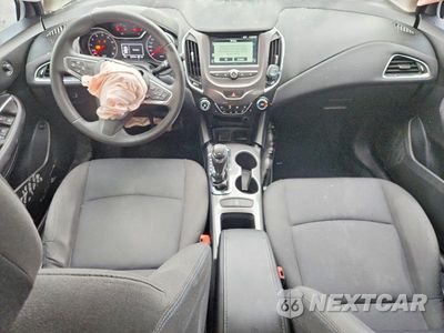 Zdjęcie 8 z 12 samochodu: 2018 CHEVROLET CRUZE LT VIN:1G1BE5SM8J7191241 - miniatura