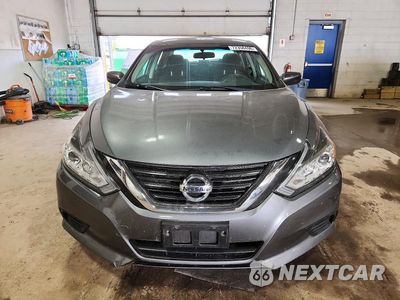 Piąte zdjęcie samochodu w środku: 2018 NISSAN ALTIMA 2.5 S VIN:1N4AL3AP7JC245702 - miniatura