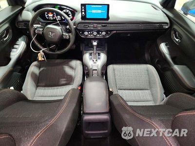 Zdjęcie 8 z 13 samochodu: 2026 HONDA HR-V SPORT VIN:3CZRZ2H59TM743583 - miniatura