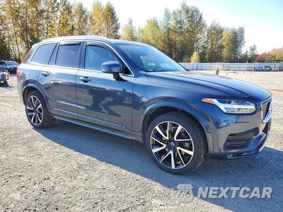 Czwarte zdjęcie samochodu z boku: 2021 VOLVO XC90 T6 MOMENTUM VIN:YV4A221K6M1681756 - miniatura