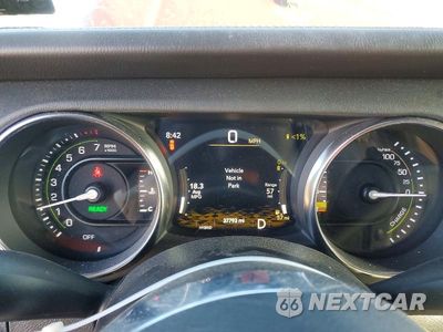 Zdjęcie 9 z 14 samochodu: 2021 JEEP WRANGLER UNLIMITED SAHARA 4XE VIN:1C4JJXP64MW658458 - miniatura