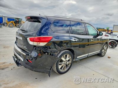 Trzecie zdjęcie samochodu z tyłu: 2016 NISSAN PATHFINDER PLATINUM VIN:5N1AR2MM6GC654251 - miniatura