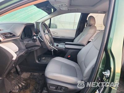 Zdjęcie 7 z 14 samochodu: 2026 TOYOTA SIENNA XLE 8-PASSENGER VIN:5TDYRKEC3TS310748 - miniatura