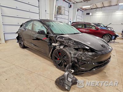 Czwarte zdjęcie samochodu z boku: 2026 TESLA MODEL 3 VIN:5YJ3E1ET4TF225017 - miniatura