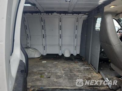 Zdjęcie 11 z 13 samochodu: 2021 CHEVROLET EXPRESS G2500 VIN:1GCWGAF79M1194009 - miniatura