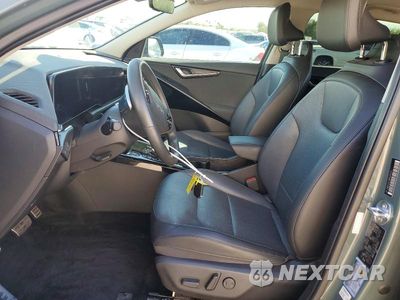 Zdjęcie 7 z 12 samochodu: 2023 KIA NIRO WAVE VIN:KNDCT3L18P5037501 - miniatura
