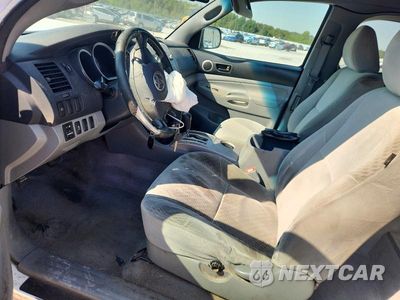 Zdjęcie 7 z 12 samochodu: 2011 TOYOTA TACOMA PRERUNNER ACCESS CAB VIN:5TFTU4GN7BX010500 - miniatura