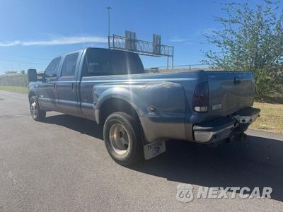 Trzecie zdjęcie samochodu z tyłu: 2006 FORD F350 SUPER DUTY VIN:1FTWW32P86EA59281 - miniatura