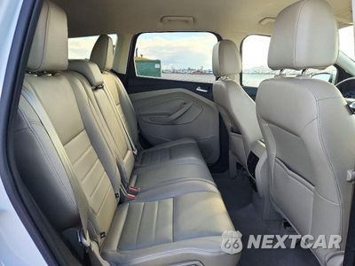 Zdjęcie 11 z 13 samochodu: 2015 FORD ESCAPE SE VIN:1FMCU9G99FUB62250 - miniatura