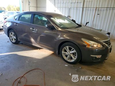 Czwarte zdjęcie samochodu z boku: 2015 NISSAN ALTIMA 2.5 SV VIN:1N4AL3AP4FC179181 - miniatura