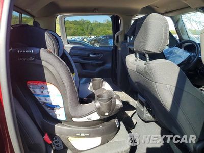 Zdjęcie 10 z 11 samochodu: 2019 RAM 1500 TRADESMAN VIN:1C6SRFGT0KN528166 - miniatura