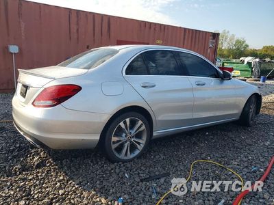 Trzecie zdjęcie samochodu z tyłu: 2018 MERCEDES-BENZ C 300 VIN:55SWF4JBXJU236088 - miniatura