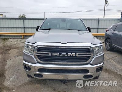 Piąte zdjęcie samochodu w środku: 2021 RAM 1500 BIG HORN/LONE STAR VIN:1C6SRFFT6MN666220 - miniatura