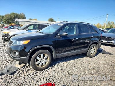 2013 KIA SORENTO LX 5XYKT3A6XDG381747 - główne zdjęcie licytacji z USA - miniatura