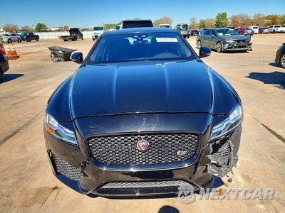 Piąte zdjęcie samochodu w środku: 2020 JAGUAR XF S VIN:SAJBM4FV4LCY84617 - miniatura