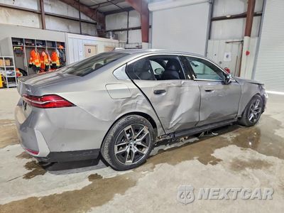 Trzecie zdjęcie samochodu z tyłu: 2027 BMW 530 XI VIN:WBA53FJ03VCY21272 - miniatura