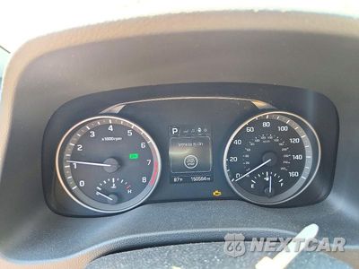 Zdjęcie 9 z 13 samochodu: 2017 HYUNDAI ELANTRA LIMITED VIN:KMHD84LF4HU192489 - miniatura