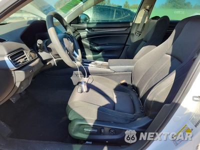 Zdjęcie 7 z 12 samochodu: 2018 HONDA ACCORD EX VIN:1HGCV1F41JA042317 - miniatura