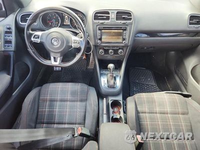 Zdjęcie 8 z 12 samochodu: 2010 VOLKSWAGEN GTI VIN:WVWHD7AJ8AW283978 - miniatura
