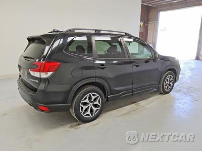 Trzecie zdjęcie samochodu z tyłu: 2020 SUBARU FORESTER PREMIUM VIN:JF2SKAJC4LH427223 - miniatura