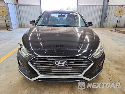 Piąte zdjęcie samochodu w środku: 2019 HYUNDAI SONATA SE VIN:5NPE24AF9KH732448 - miniatura