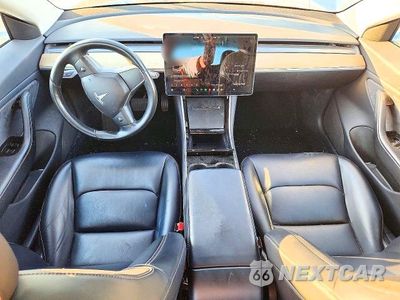 Zdjęcie 8 z 12 samochodu: 2018 TESLA MODEL 3 VIN:5YJ3E1EA5JF058761 - miniatura