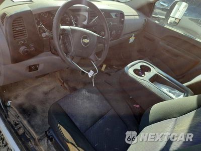 Zdjęcie 8 z 12 samochodu: 2014 CHEVROLET SILVERADO C3500 VIN:1GB3CZC80EF150290 - miniatura