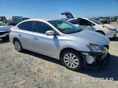 Czwarte zdjęcie samochodu z boku: 2017 NISSAN SENTRA S VIN:3N1AB7AP8HY297039 - miniatura