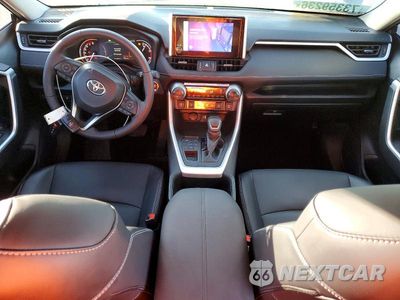 Zdjęcie 8 z 13 samochodu: 2024 TOYOTA RAV4 XLE PREMIUM VIN:2T3A1RFV8RW469421 - miniatura