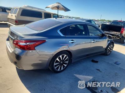 Trzecie zdjęcie samochodu z tyłu: 2018 NISSAN ALTIMA 2.5 SV VIN:1N4AL3AP5JC257749 - miniatura
