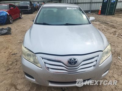 Piąte zdjęcie samochodu w środku: 2011 TOYOTA CAMRY LE VIN:4T1BF3EK0BU141886 - miniatura