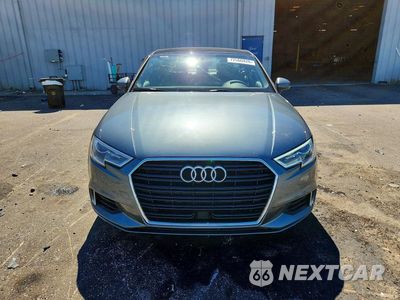 Piąte zdjęcie samochodu w środku: 2018 AUDI A3 PREMIUM VIN:WAUAUGFFXJ1052869 - miniatura