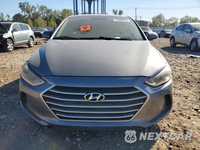 Piąte zdjęcie samochodu w środku: 2017 HYUNDAI ELANTRA SE VIN:KMHD74LF5HU116511 - miniatura