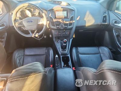 Zdjęcie 8 z 13 samochodu: 2017 FORD FOCUS ST VIN:1FADP3L9XHL345335 - miniatura