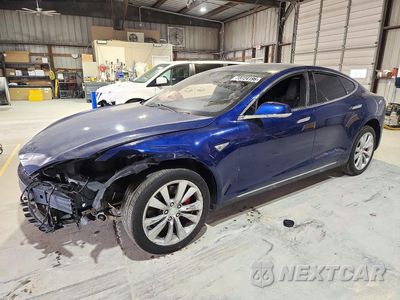 2015 TESLA MODEL S 5YJSA1E48FF116208 - główne zdjęcie licytacji z USA - miniatura