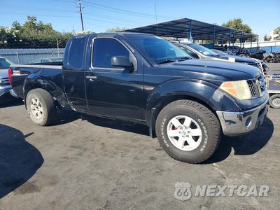 Czwarte zdjęcie samochodu z boku: 2005 NISSAN FRONTIER SE VIN:1N6AD06U45C421497 - miniatura