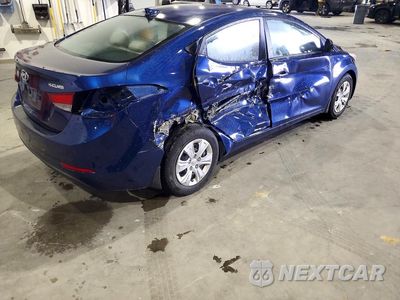 Trzecie zdjęcie samochodu z tyłu: 2016 HYUNDAI ELANTRA SE VIN:5NPDH4AE4GH774132 - miniatura